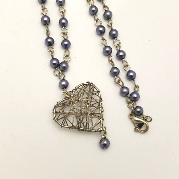 Wire-wrapped heart necklace with purple beads - Picture 2 of 2